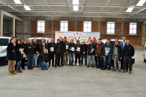 Imagen: El Plan MOVEM de la Diputación de Badajoz continúa en Zafra con la entrega de 12 vehículos eléctr...