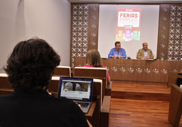 Imagen: La Diputación de Badajoz lanza una edición de la Feria de Empleo, Emprendimiento y Empresa en for...