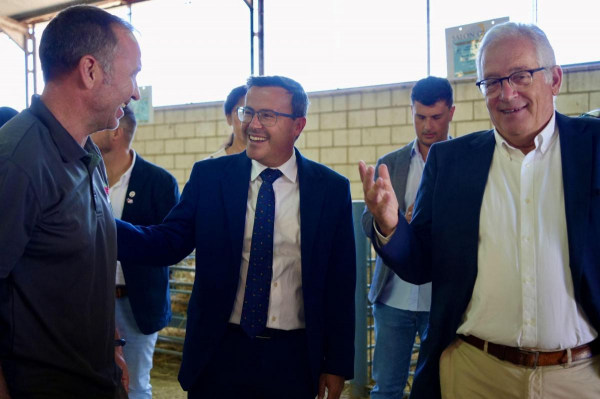 Imagen: Miguel Ángel Gallardo destaca en la apertura del Salón Ovino de Castuera la "valentía" del sector...