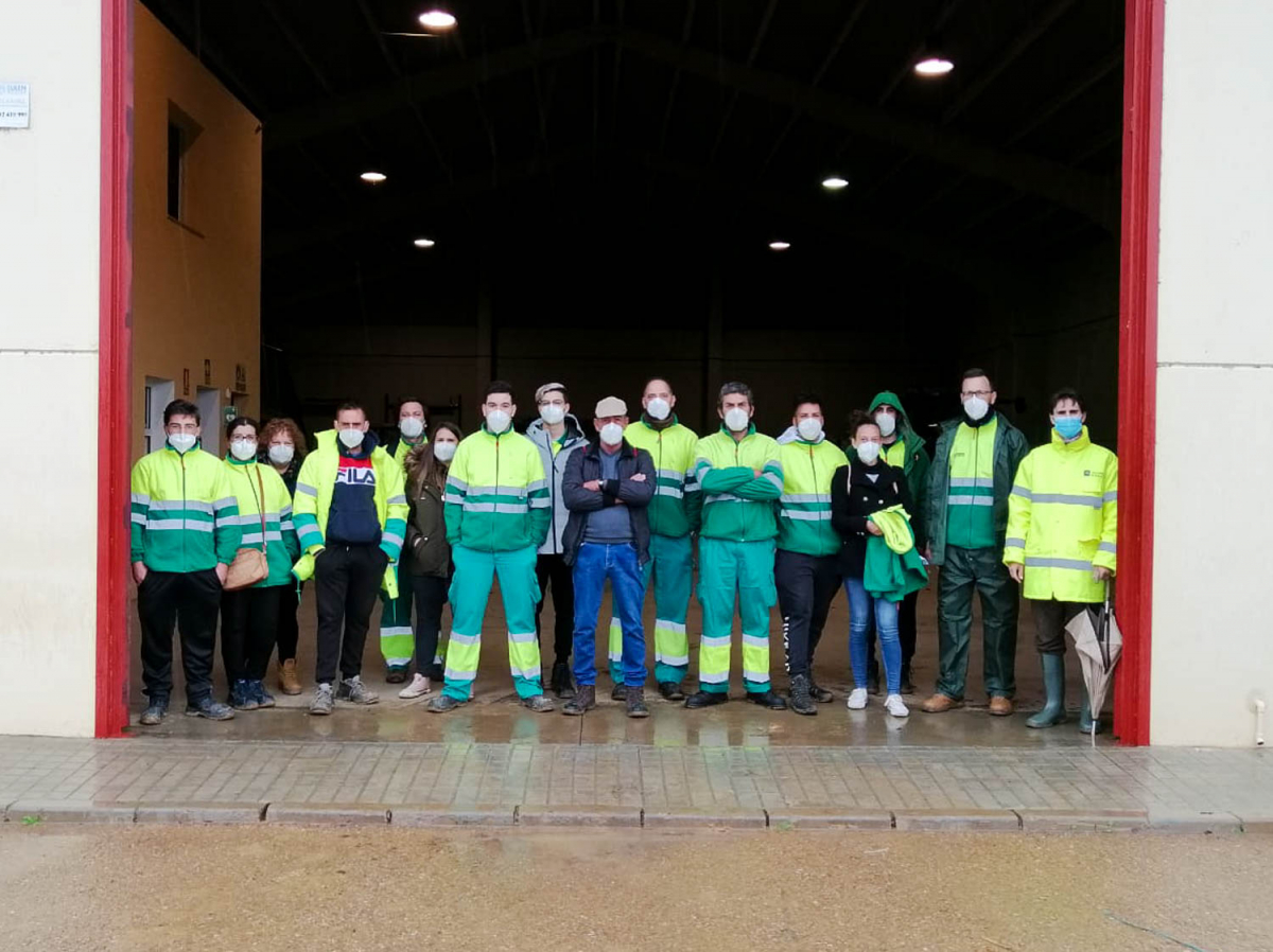 La Escuela Profesional `Campiña Sur II´ visita el Vivero Provincial de la Diputación de Badajoz