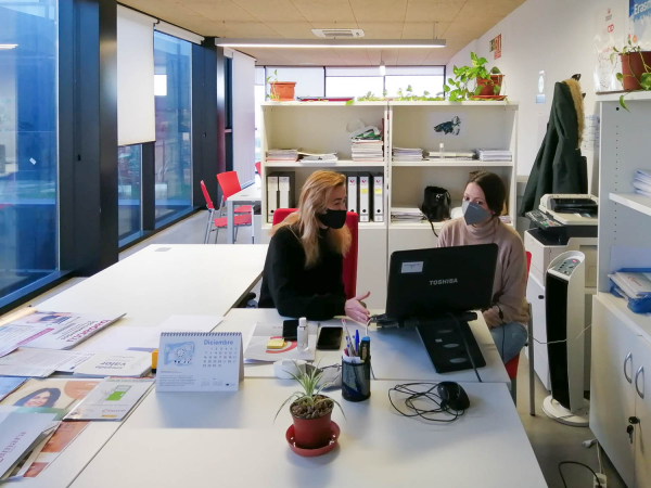 Imagen: La Unidad de Promoción y Desarrollo Badajoz Guadiana X ha asesorado a casi 50 entidades promotoras p...