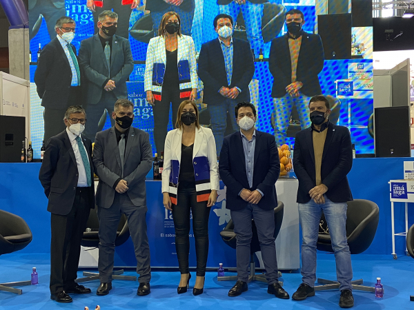 Imagen: La Diputación de Badajoz presenta en Málaga su modelo de promoción de productos locales de la provin...