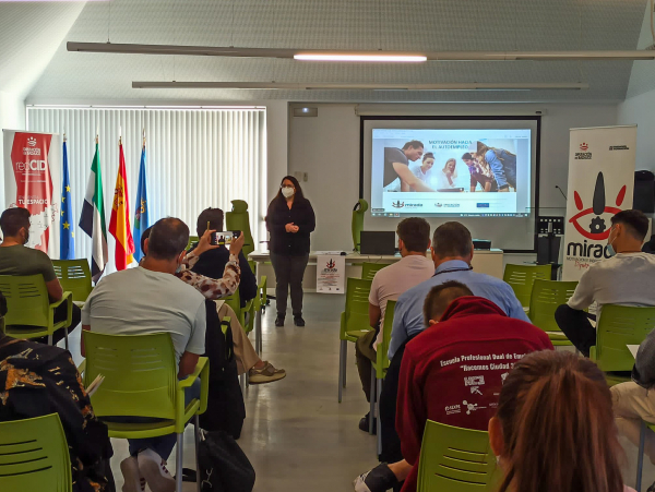 Imagen: La Diputación de Badajoz organiza en Calamonte una jornada de motivación hacia el autoempleo