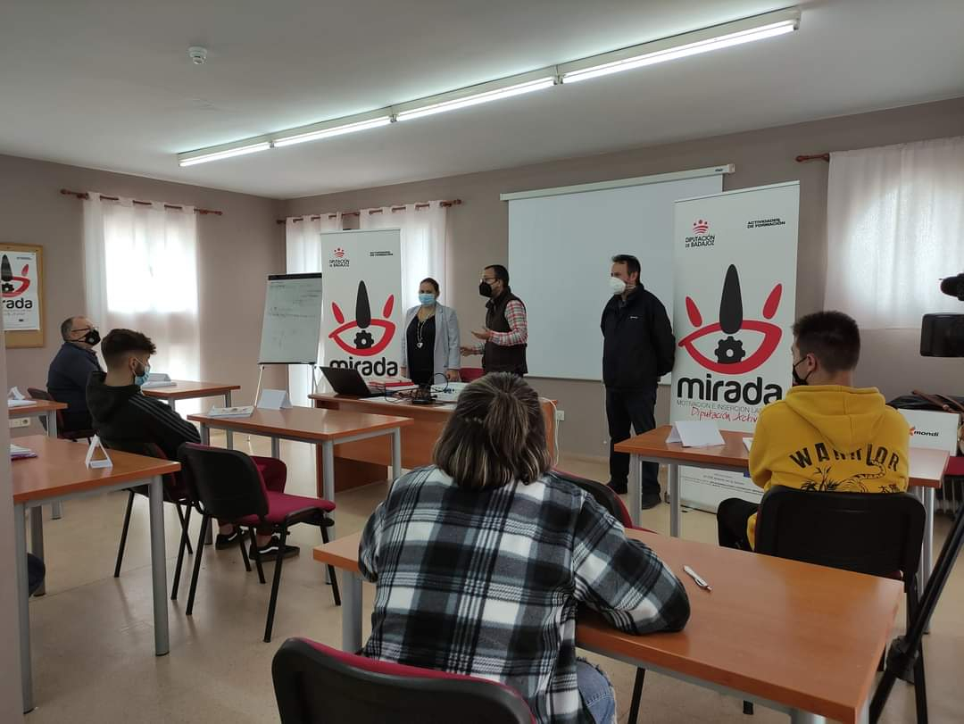 Apertura de la nueva acción formativa en ‘Actividades auxiliares de almacén’ en Santa Amalia