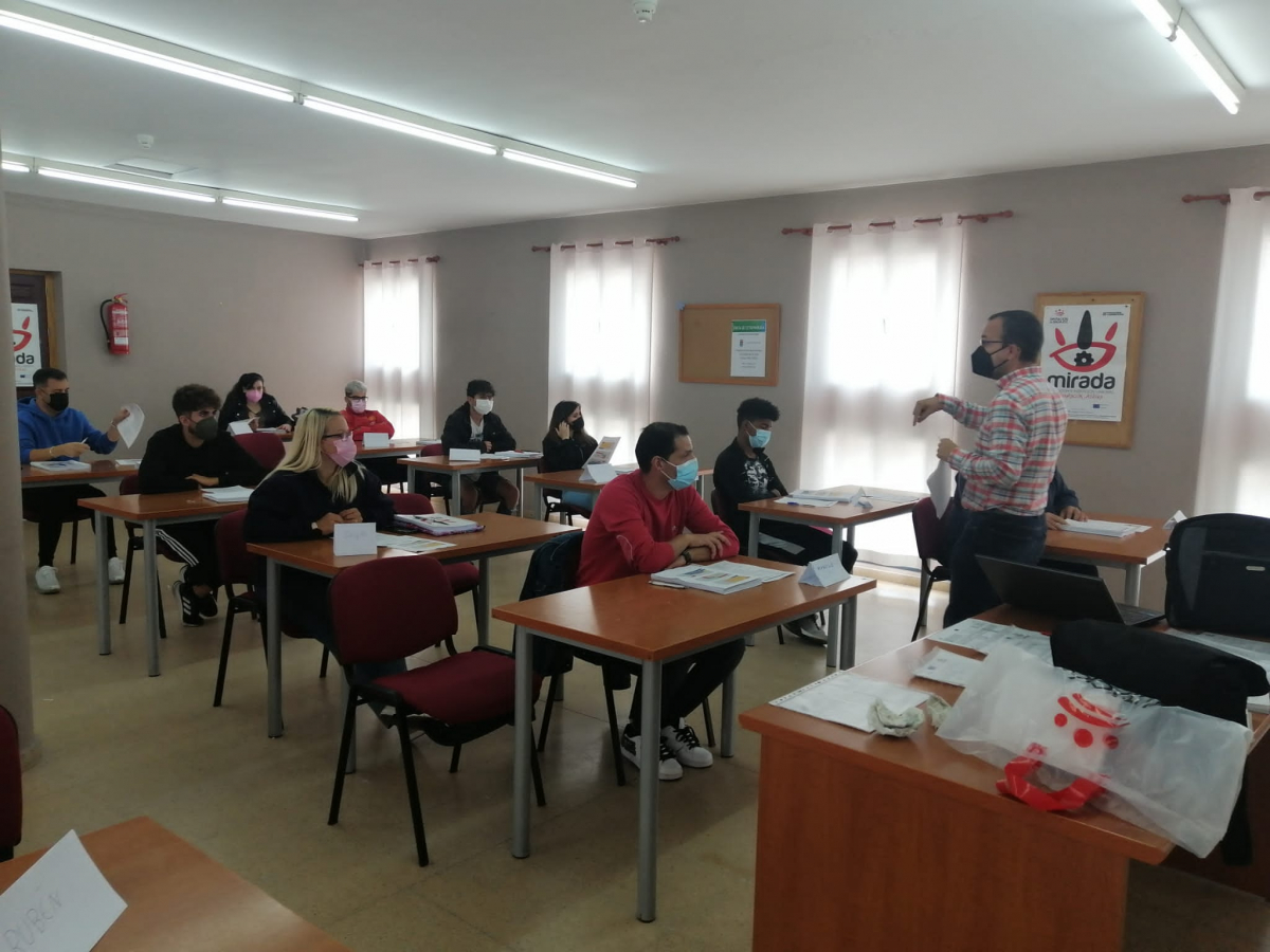 Apertura de la nueva acción formativa en ‘Actividades auxiliares de almacén’ en Santa Amalia
