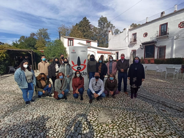Imagen: Comienza en Monesterio una acción formativa sobre operaciones básicas de restaurante y bar
