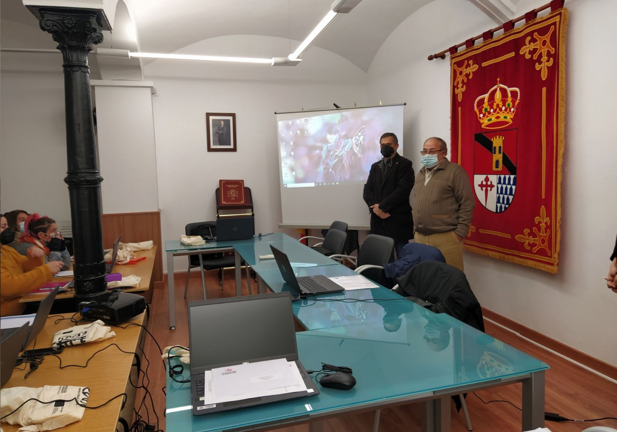 Inaugurado el curso de “Atención sociosanitaria a personas dependientes en instituciones sociales’’