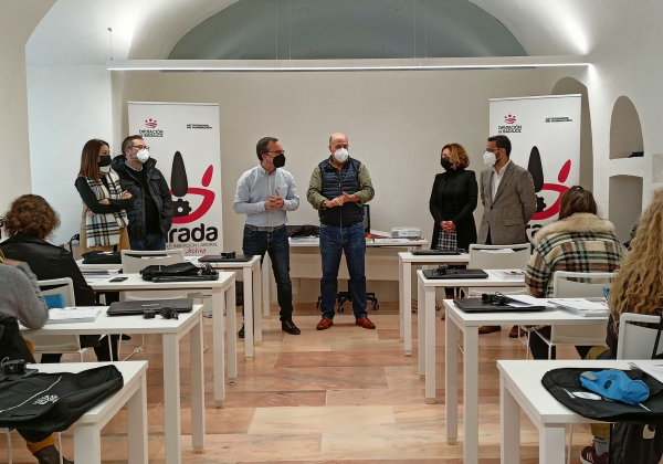 Imagen: Apertura de la nueva acción formativa en ‘’Simulación Empresarial’’