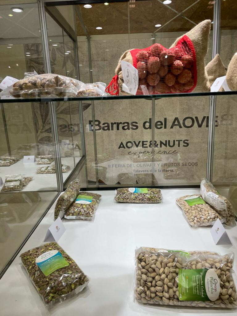 La Diputación de Badajoz presente en la Feria AOVE &amp; NUTS experiencie de Talavera de la Reina