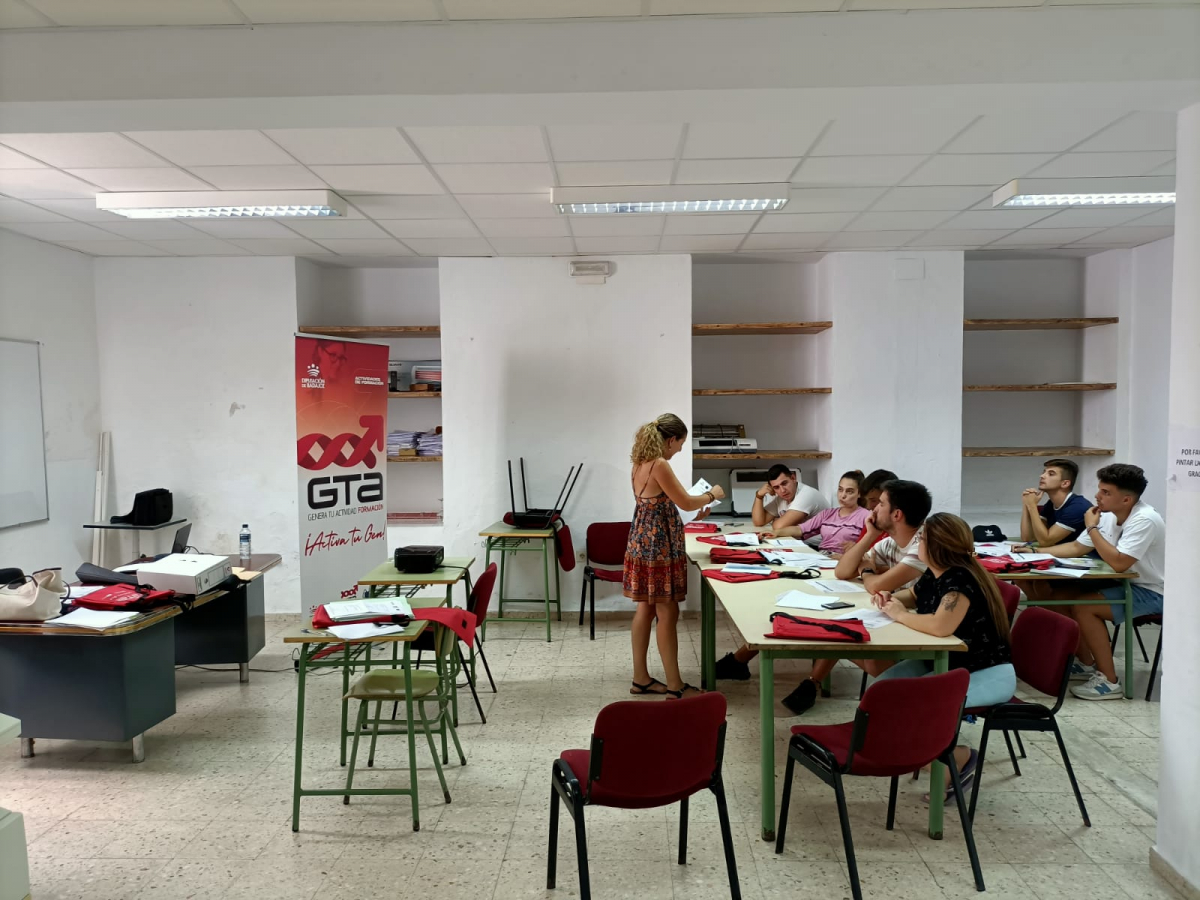 Inaugurada en Zahínos la 2ª edición de la acción formativa de ‘‘Socorrismo en Instalaciones Acuáticas”