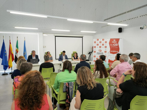 Imagen: La Diputación de Badajoz clausura la Jornada ‘Diagnóstico para la creación de obradores compartidos...