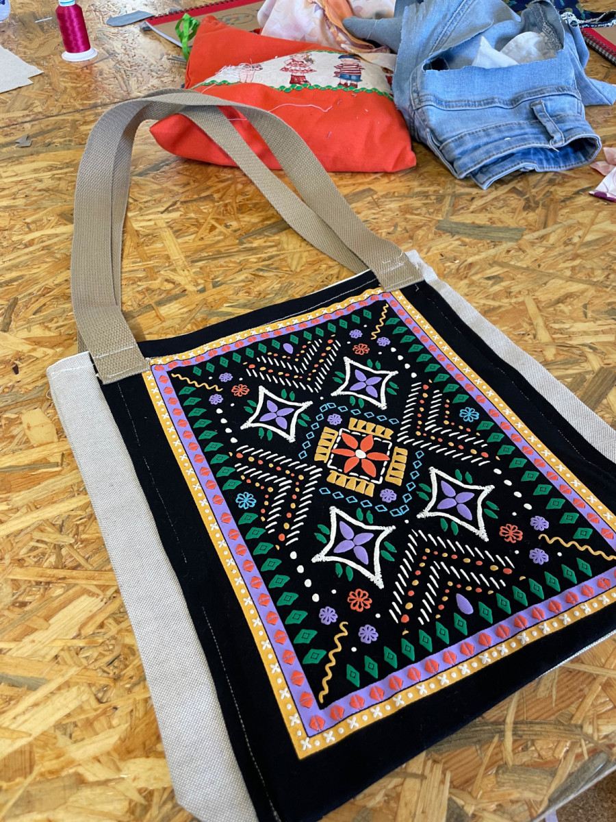 La Diputación de Badajoz impulsa el Laboratorio Textil Ecológico y lo consolida como herramienta clave contra la despoblación rural