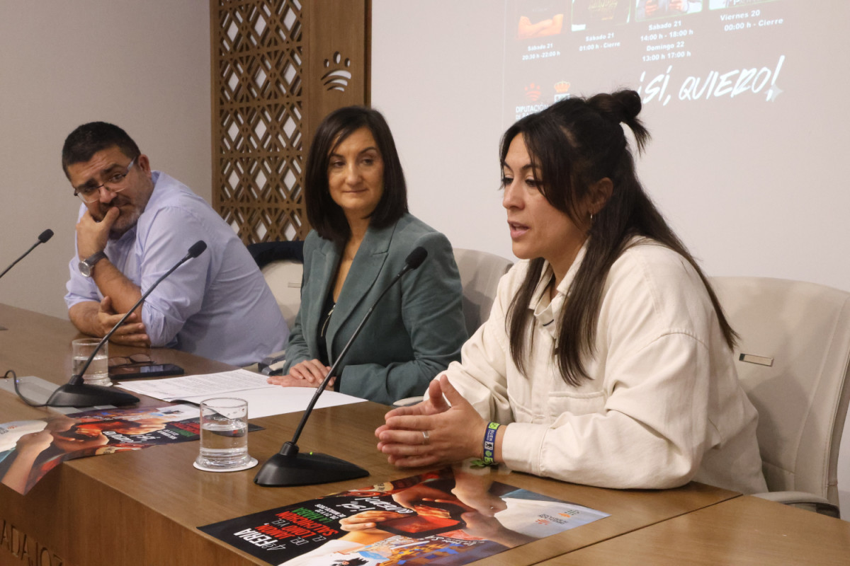 La Haba convierte su tradición ibérica en motor turístico con la IV Feria del Jamón, Lomo y Salchichón