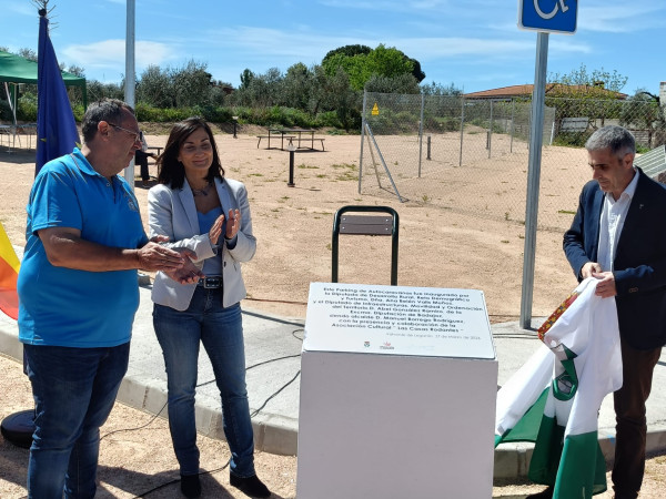 Imagen: La Diputación de Badajoz inaugura el nuevo parking de autocaravanas en Valverde de Leganés, impulsad...