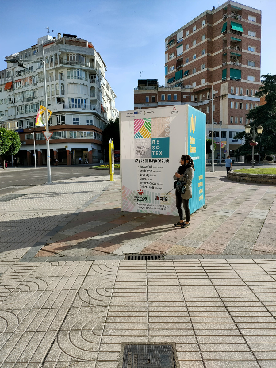 FOTO INSTITUCIONAL PANTALLA.jpg