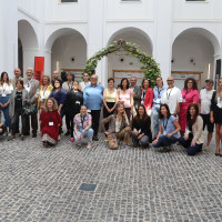 FOTO INSTITUCIONAL PANTALLA.jpg