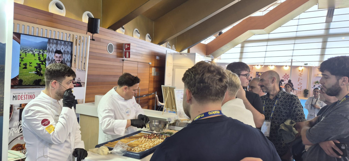 ana gastronomica stand entero.jpeg